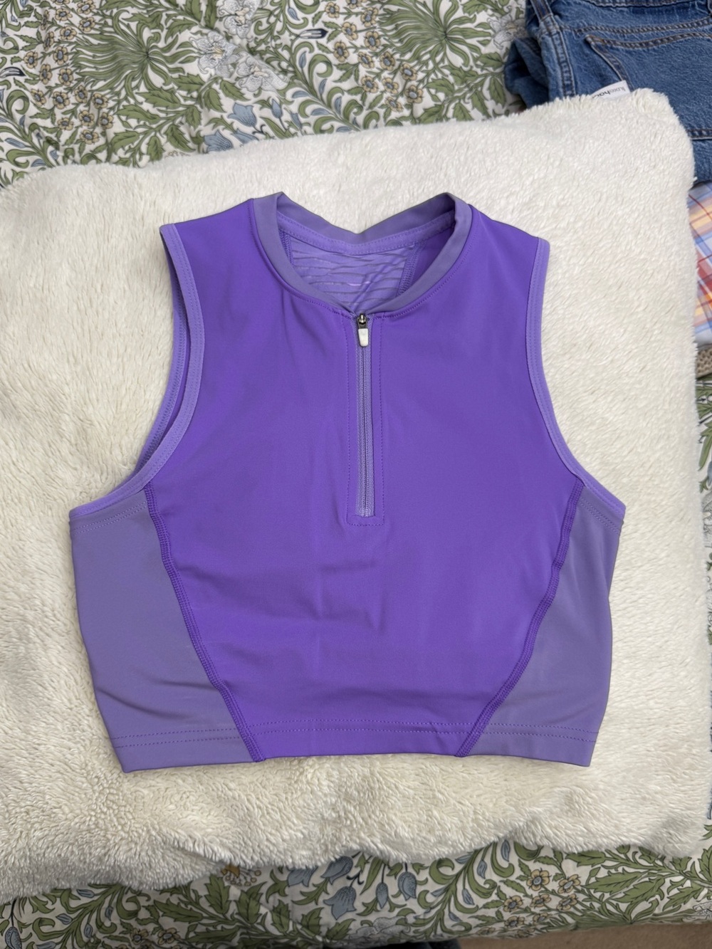 Nike Crop Running Top